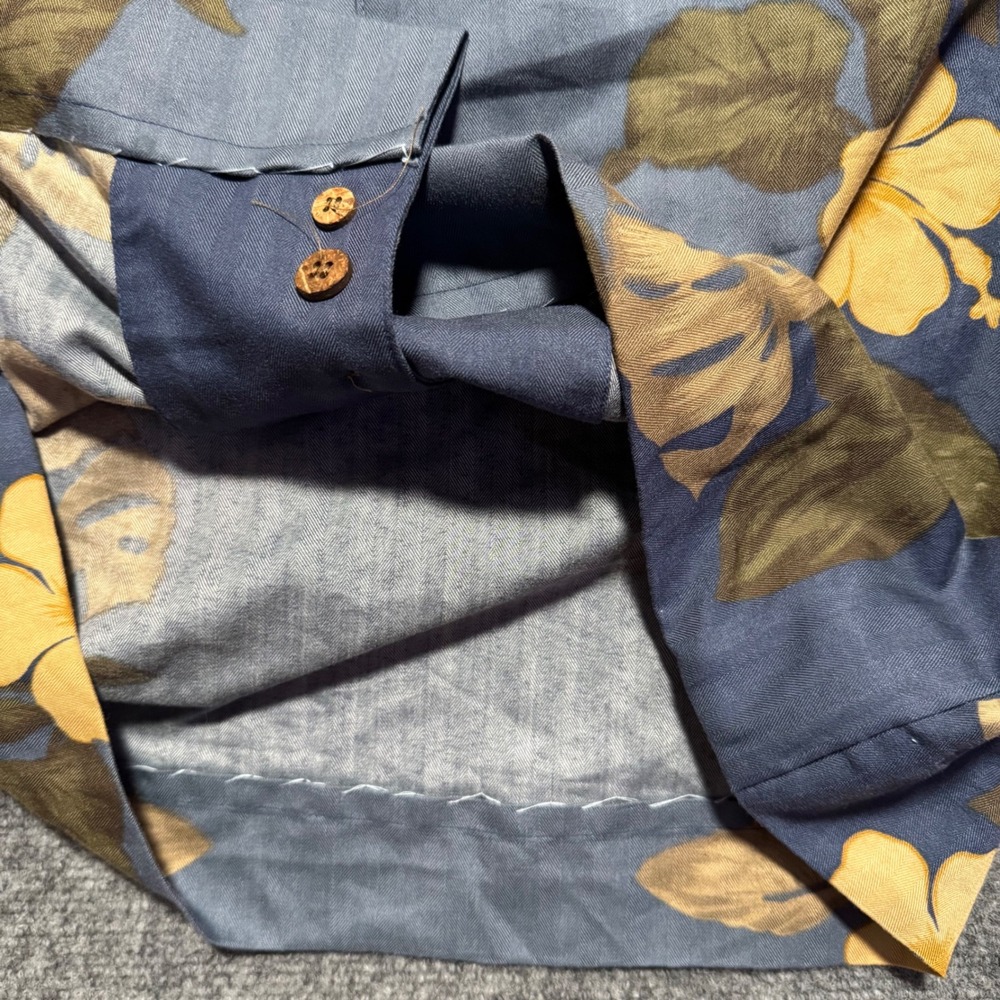 Joe Marlin Shirt Rayon Blend Loop Collar M Floral Hibiscus Hawaiian Camp VTG - Picture 7 of 11